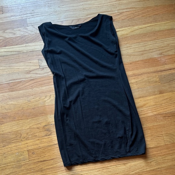 Merino Wool Black Sleeveless Tunic - Picture 1 of 5